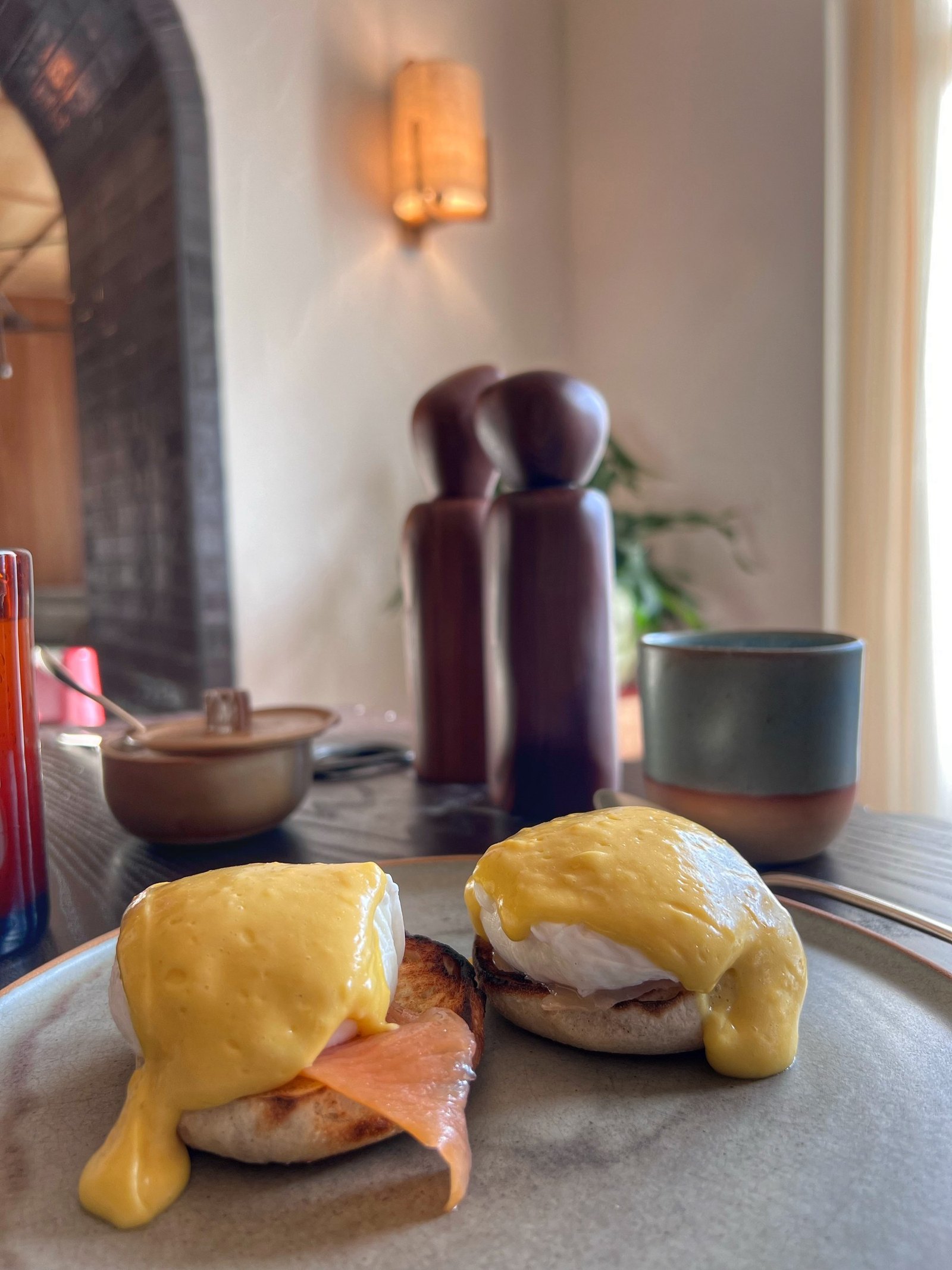 Eggs benedict with smoked salmon and hollandaise on a plate
